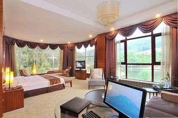 Luanchuan Re-Channel Ferry Lake Hotel Gucheng  Exterior photo